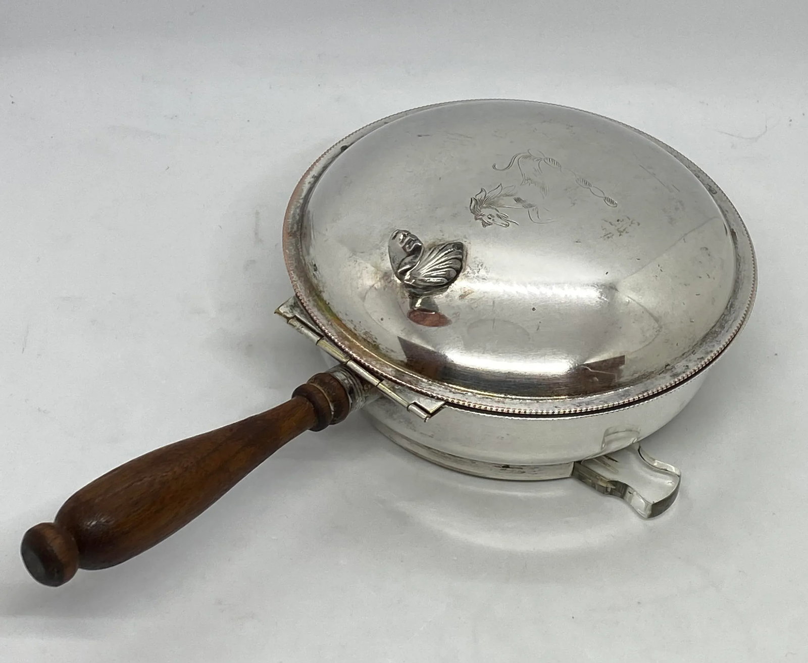 1940s Sheffield Silverplate Silent Butler Table Crumber With Lucite Brush - 3