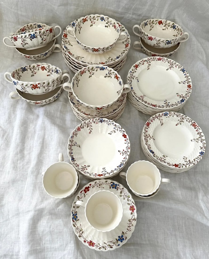 Vintage Spode Wicker Dale Dinnerware 60 Piece Set - 2