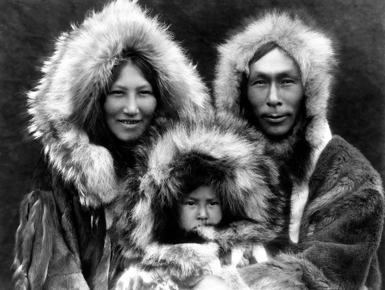 A NOATAK FAMILY: Title: A NOATAK FAMILY Artist/Source: EDWARD SHERIFF CURTIS Original Date: 1929 Dimensions: 8X10 Description: || UNITED STATES SHIPPING ONLY! || This lot is a Dye Based Photolithograph and is a restor