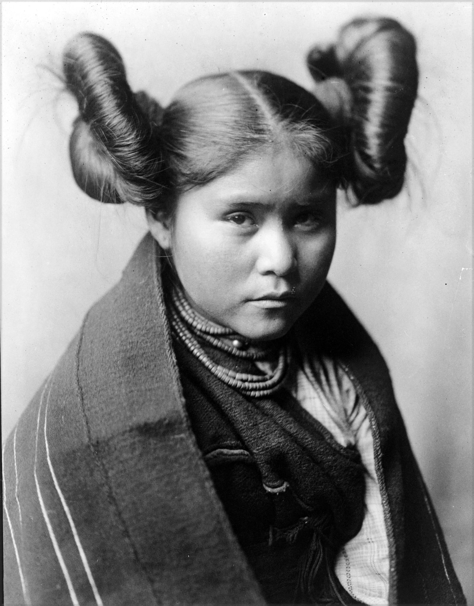 CHAIWA; TEWA: Title: CHAIWA; TEWA Artist/Source: EDWARD SHERIFF CURTIS Original Date: 1907 Dimensions: 8X10 Description: || UNITED STATES SHIPPING ONLY! || This lot is a Dye Based Photolithograph and is a restorati