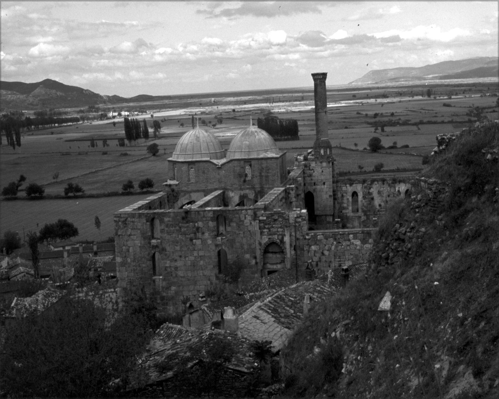 EPHESUS; TURKEY (EXTINCT): Title: EPHESUS; TURKEY (EXTINCT) Artist/Source: UNKNOWN Original Date: UNKNOWN Dimensions: 8X10 Description: || UNITED STATES SHIPPING ONLY! || This lot is a Dye Based Photolithograph and is a restora