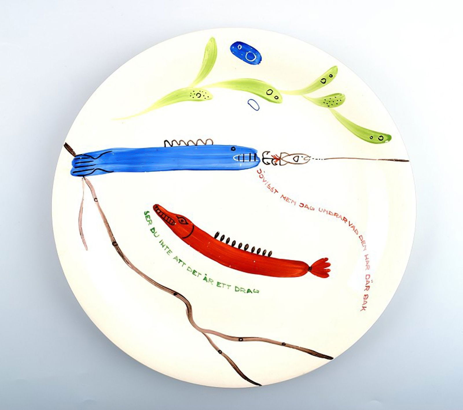 Stig Lindberg for Gustavsberg "Loja" plate.: Title: Stig Lindberg for Gustavsberg "Loja" plate. Description: Stig Lindberg for Gustavsberg "Loja" plate. Hand painted with fish motif. Perfect condition. 24 cm. in diameter. Stamped. Reserve: $95.0