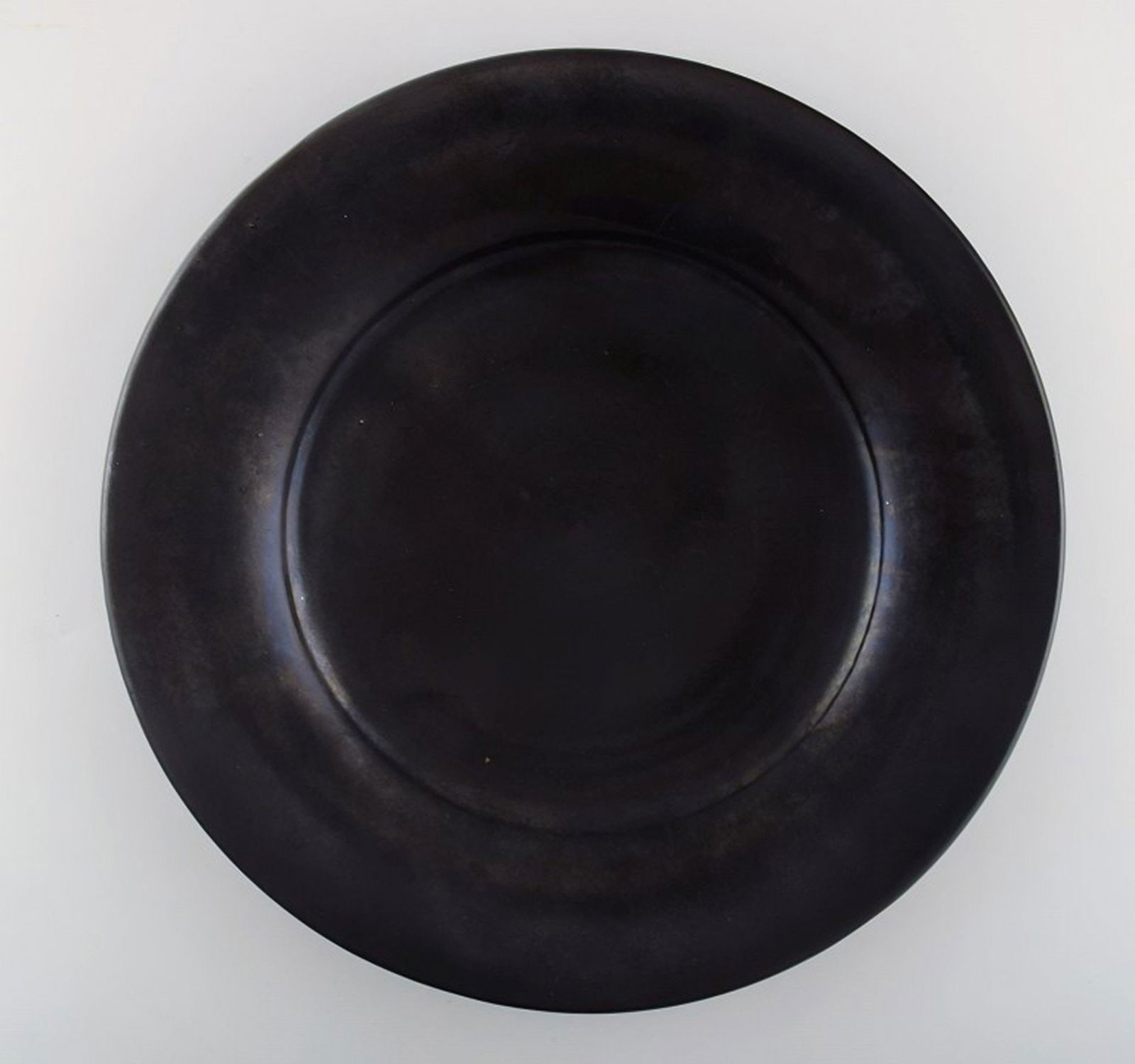 Kähler, Denmark, Svend Hammershøi, large glazed stoneware dish. (1 of 4)