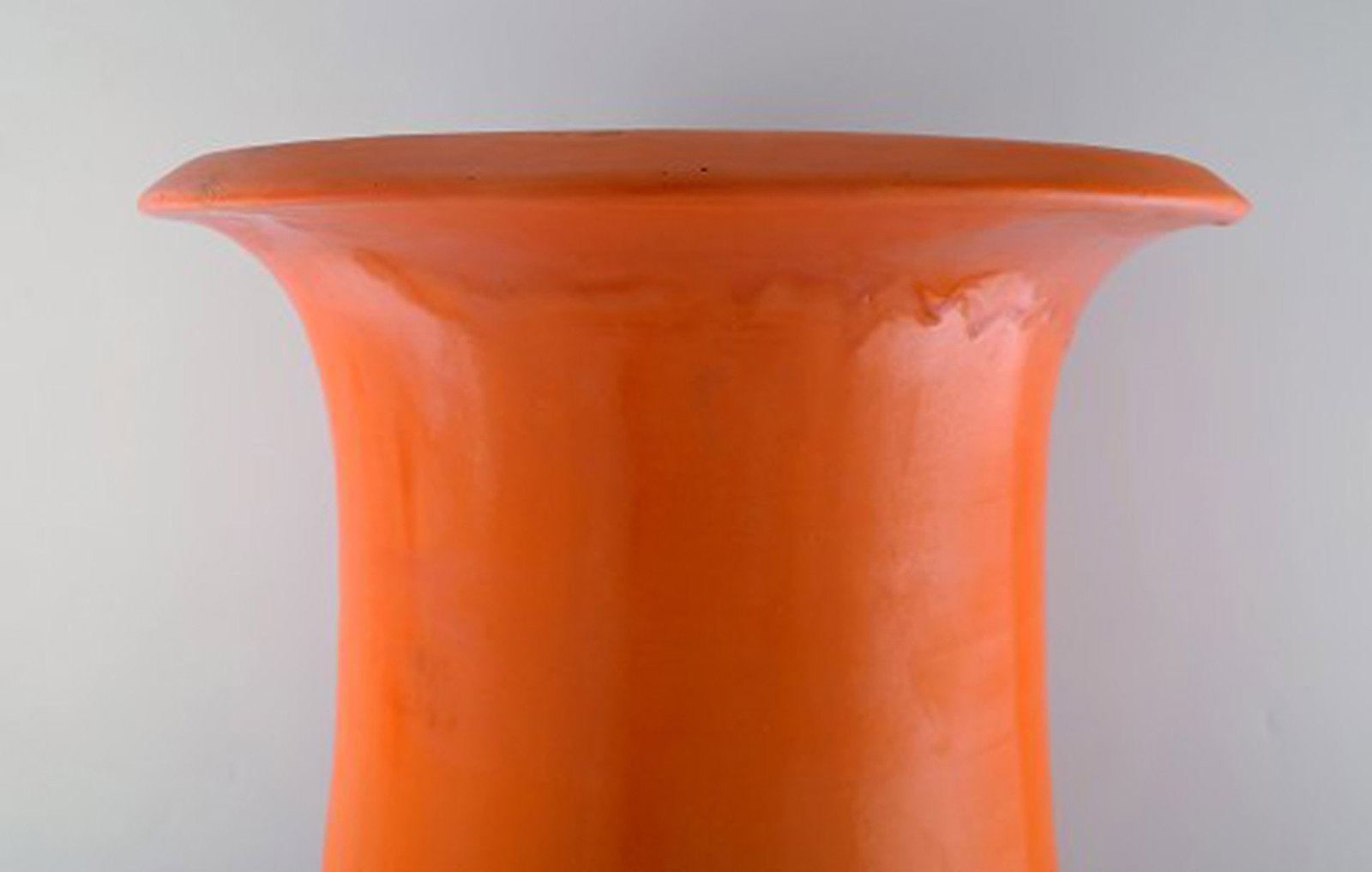 Svend Hammershøi for Kähler, HAK. Colossal floor vase in glazed stoneware. - 8