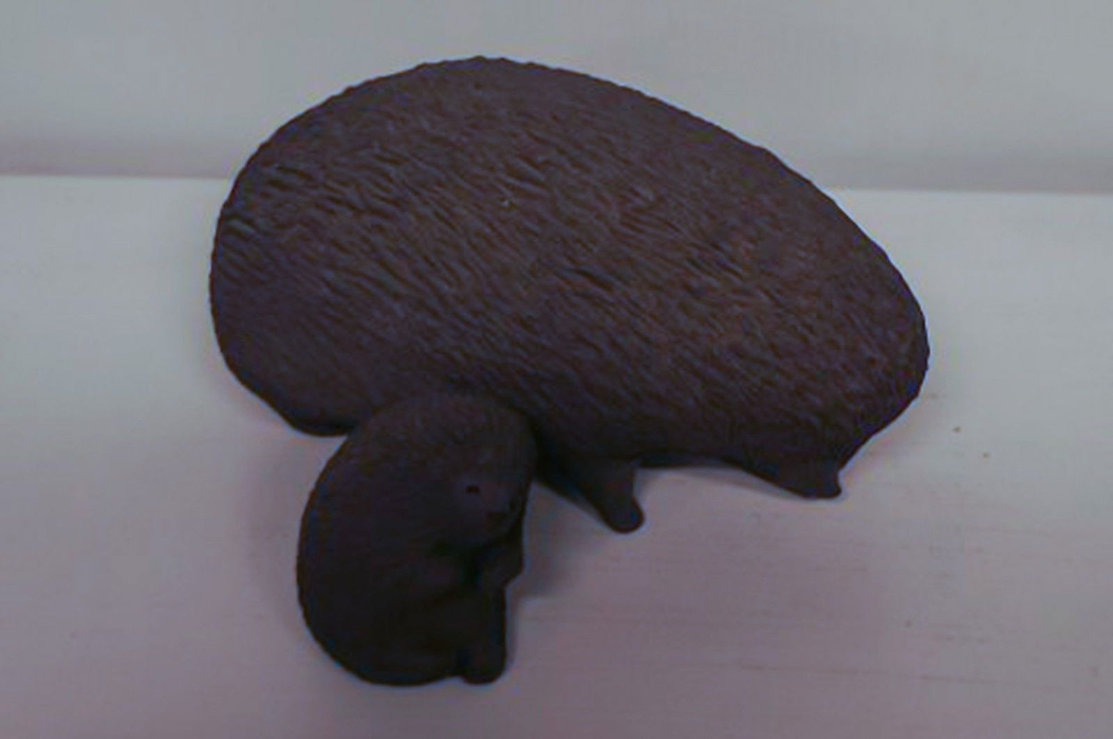 Kähler ceramic figurines, hedgehogs. Designed by Ellen Karlsen, hallmarked. 2 pcs. in stock. - 4
