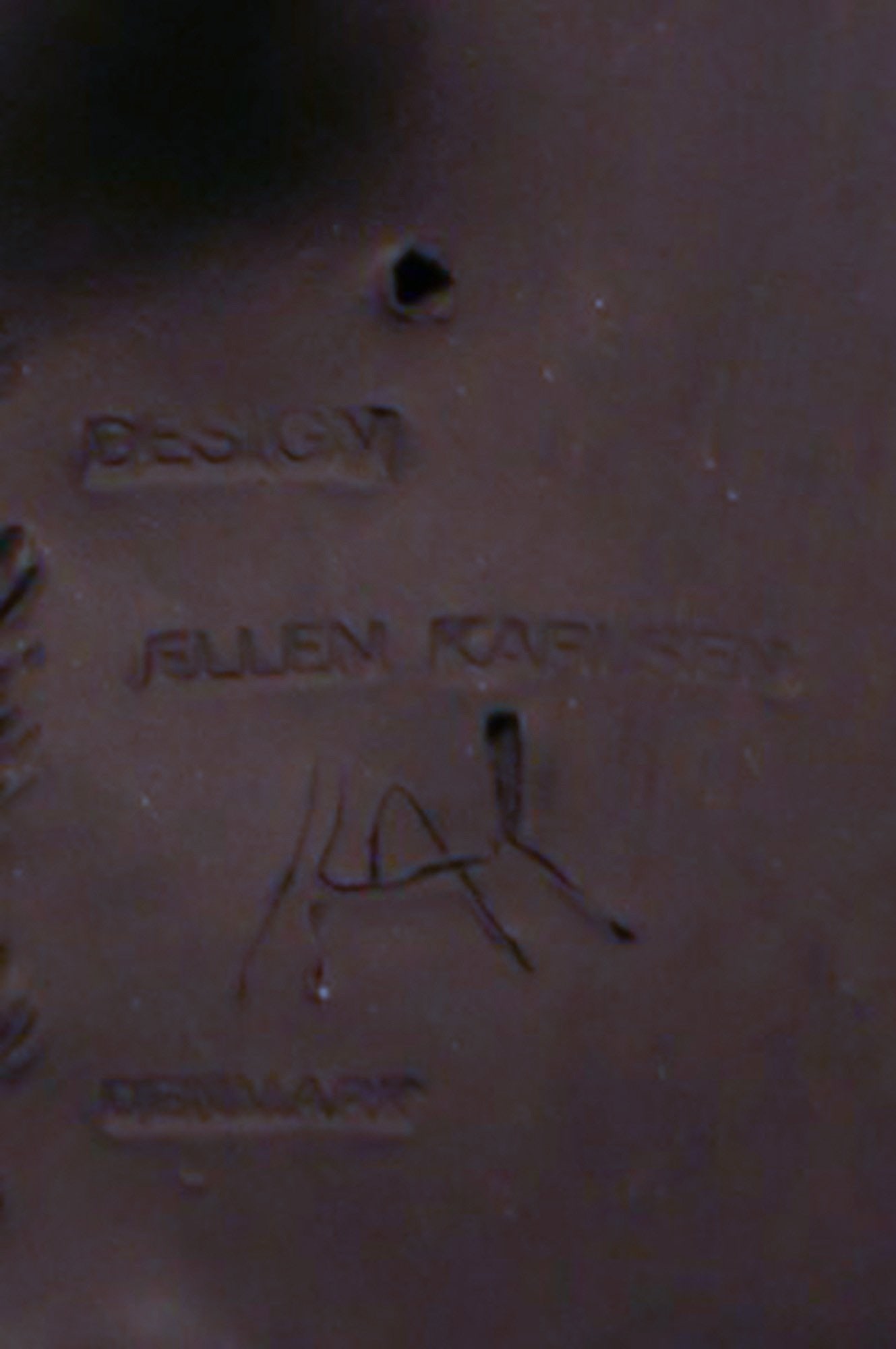 Kähler ceramic figurines, hedgehogs. Designed by Ellen Karlsen, hallmarked. 2 pcs. in stock. - 5