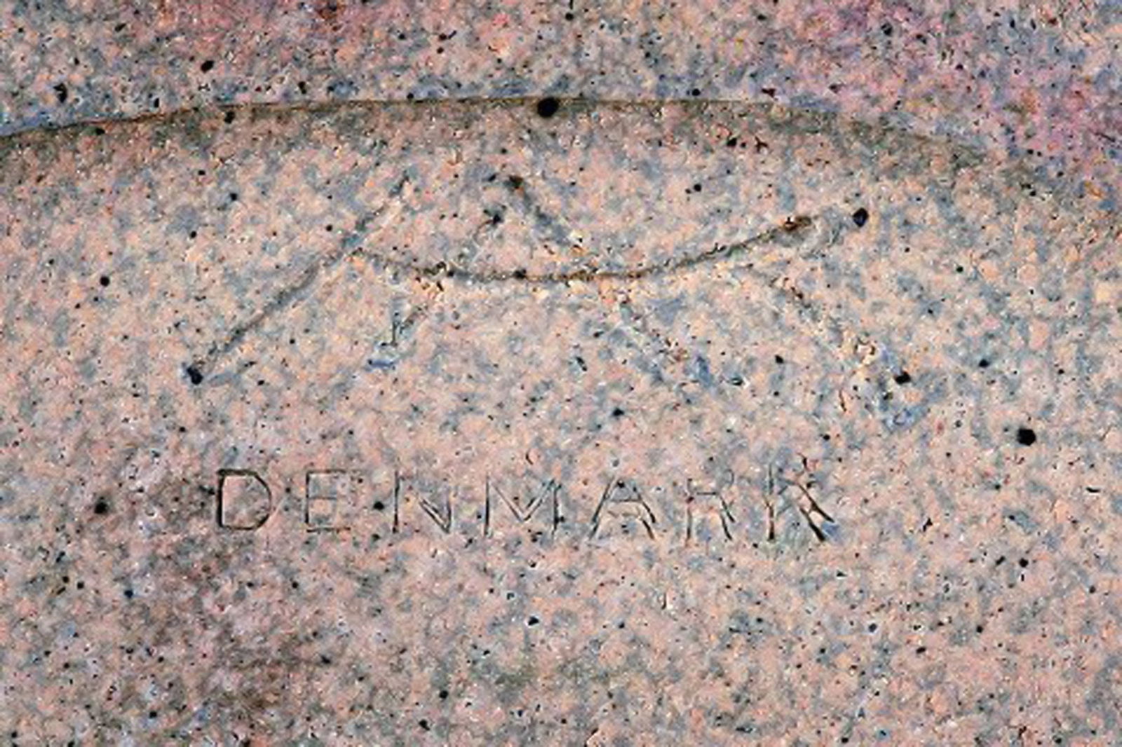 Kähler, HAK, glazed stoneware dish and candlestick. Nils Kähler. - 4