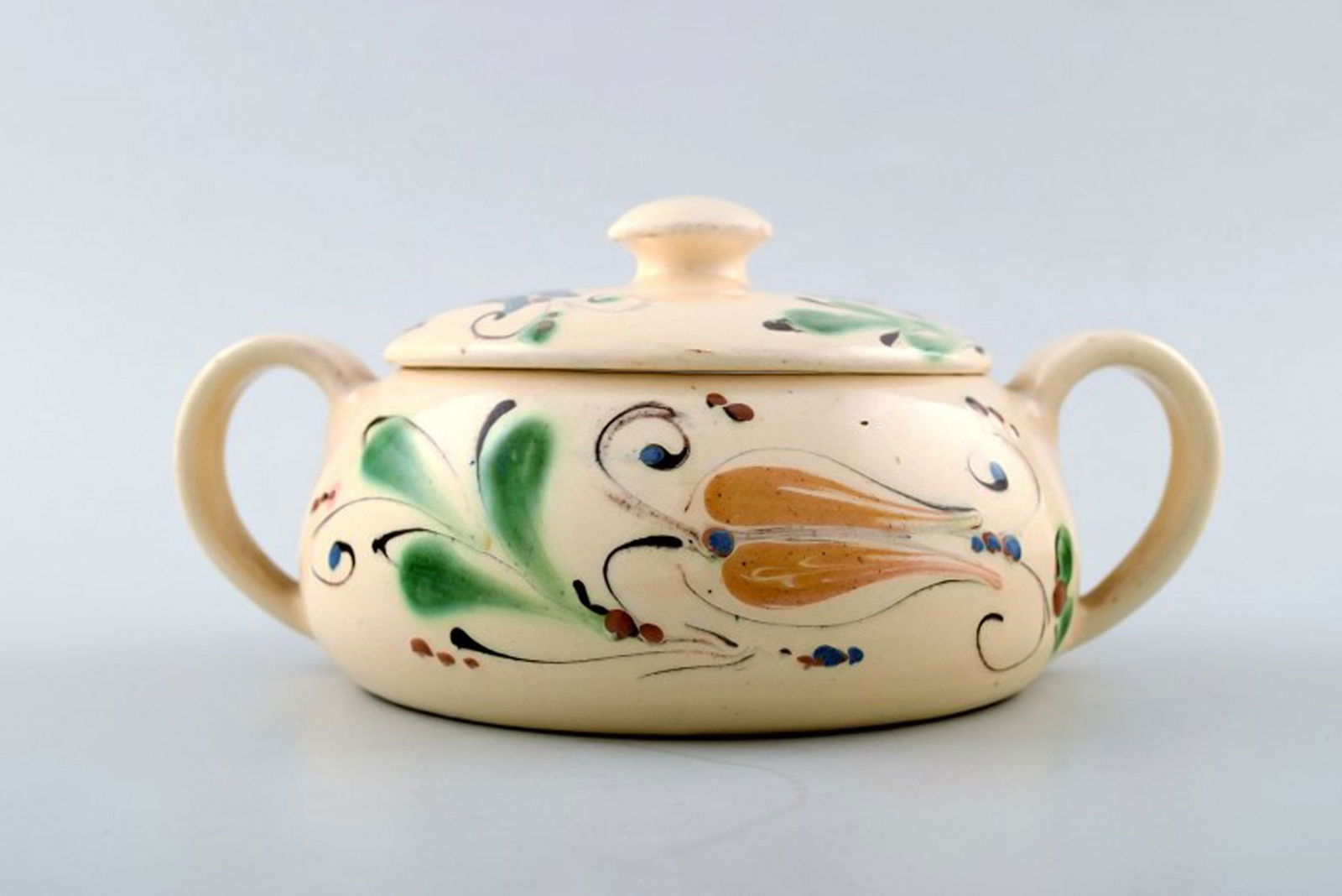 Kähler, Denmark, glazed lidded bowl with handles, stoneware. (1 of 6)