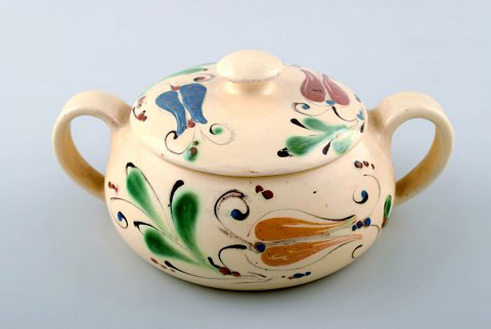 Kähler, Denmark, glazed lidded bowl with handles, stoneware. - 2