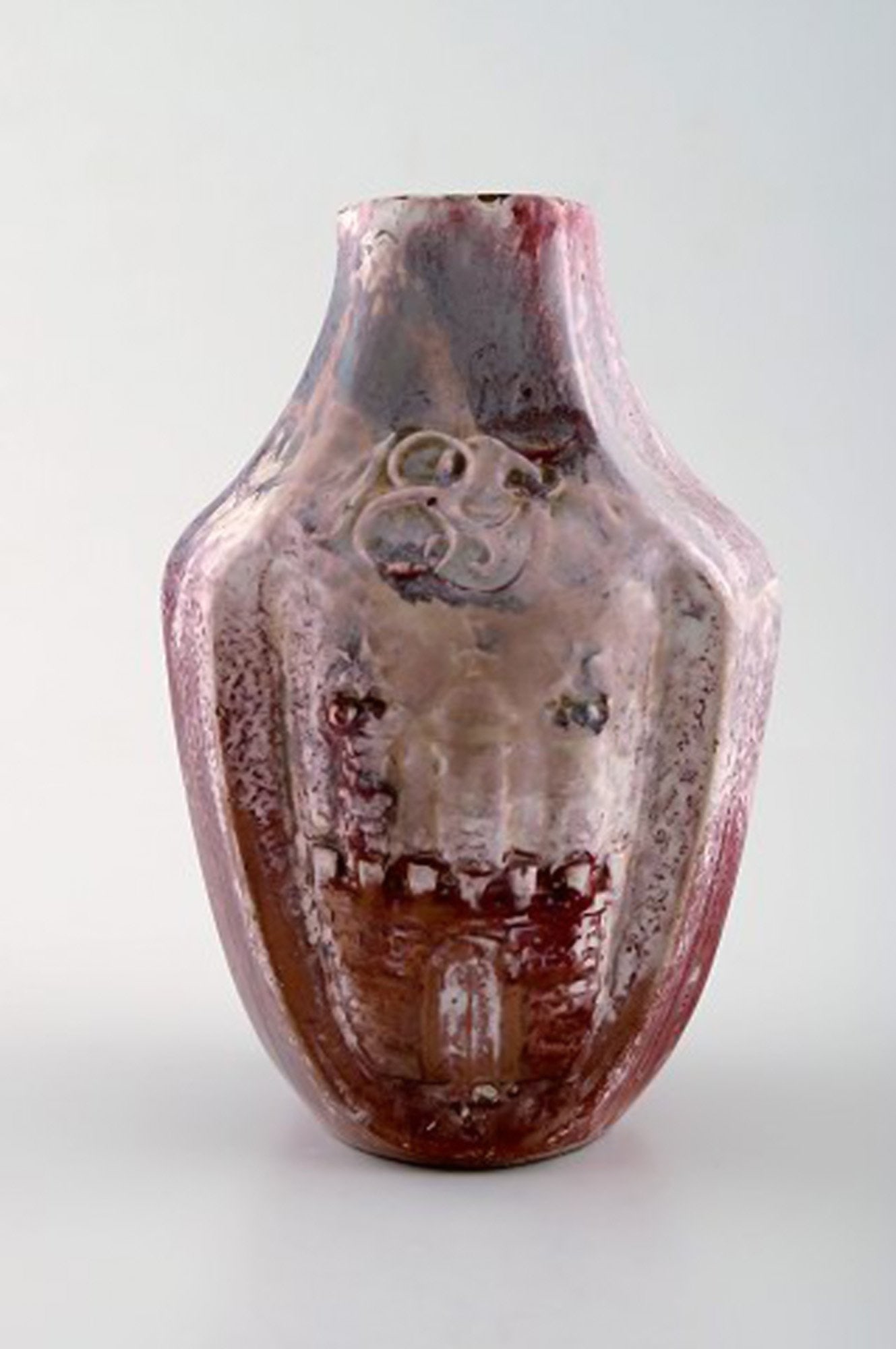 Three Kähler vases with luster glaze, Karl Hansen Reistrup. With the three Danish lions, the - 5