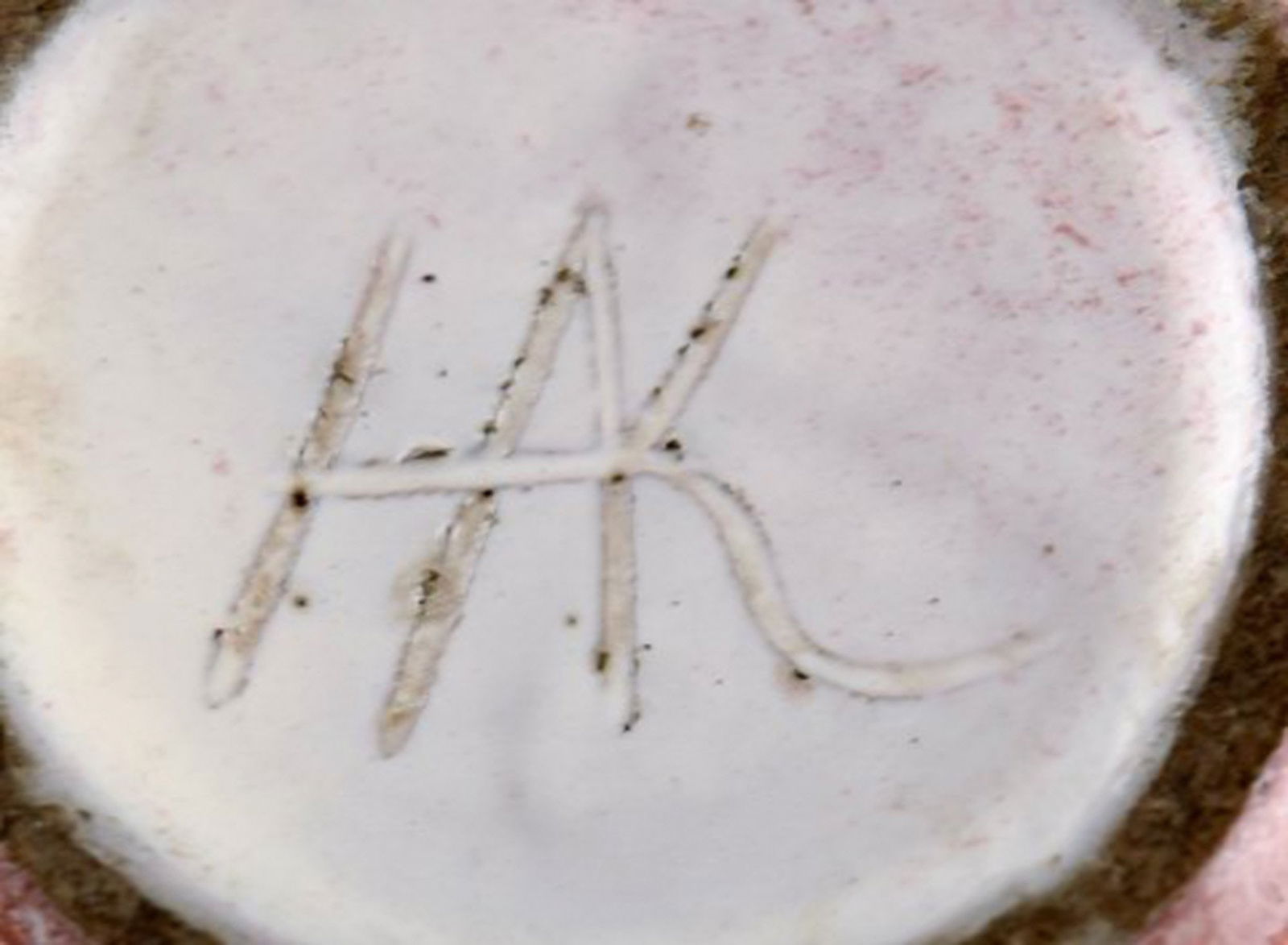 Three Kähler vases with luster glaze, Karl Hansen Reistrup. With the three Danish lions, the - 7
