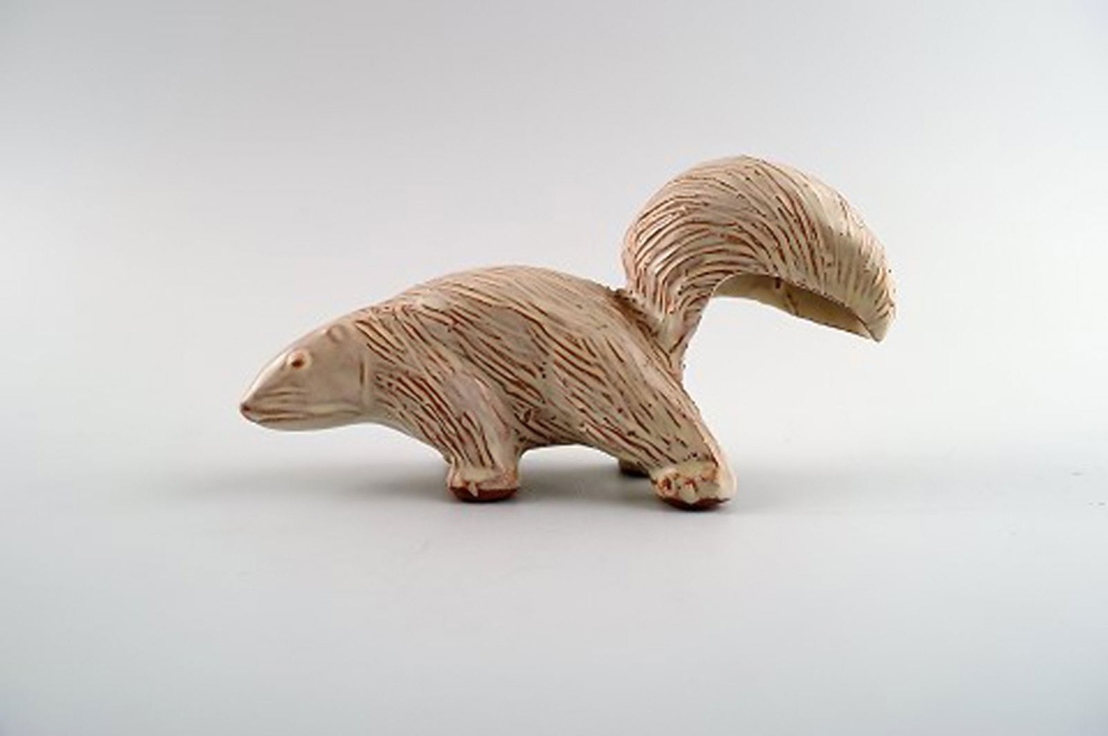 Höganäs, two pottery figurines, cat and skunk. Swedish design. - 4
