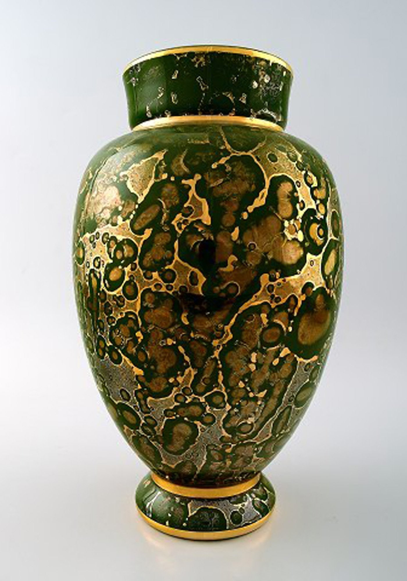 Sevres, France, a pair of Art Deco pottery vases. - 7