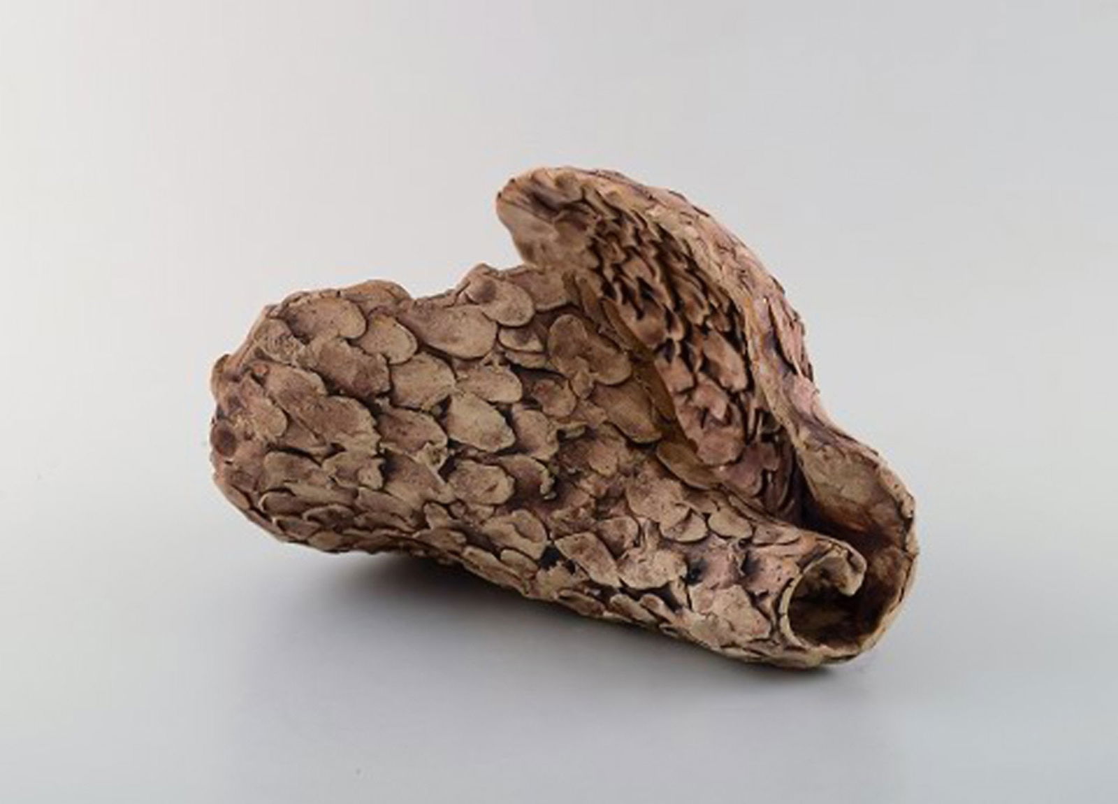 Ivy Lysdal, b. 1937. Danish ceramist and painter. Organic unique sculpture. 1970/80's. - 5