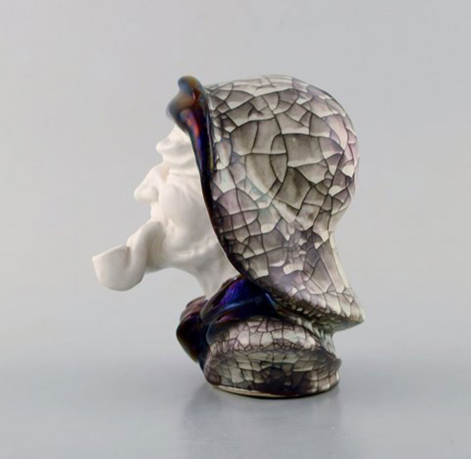 Michael Andersen Ceramics from Bornholm. A pair of heads, national costume, hand painted. - 3