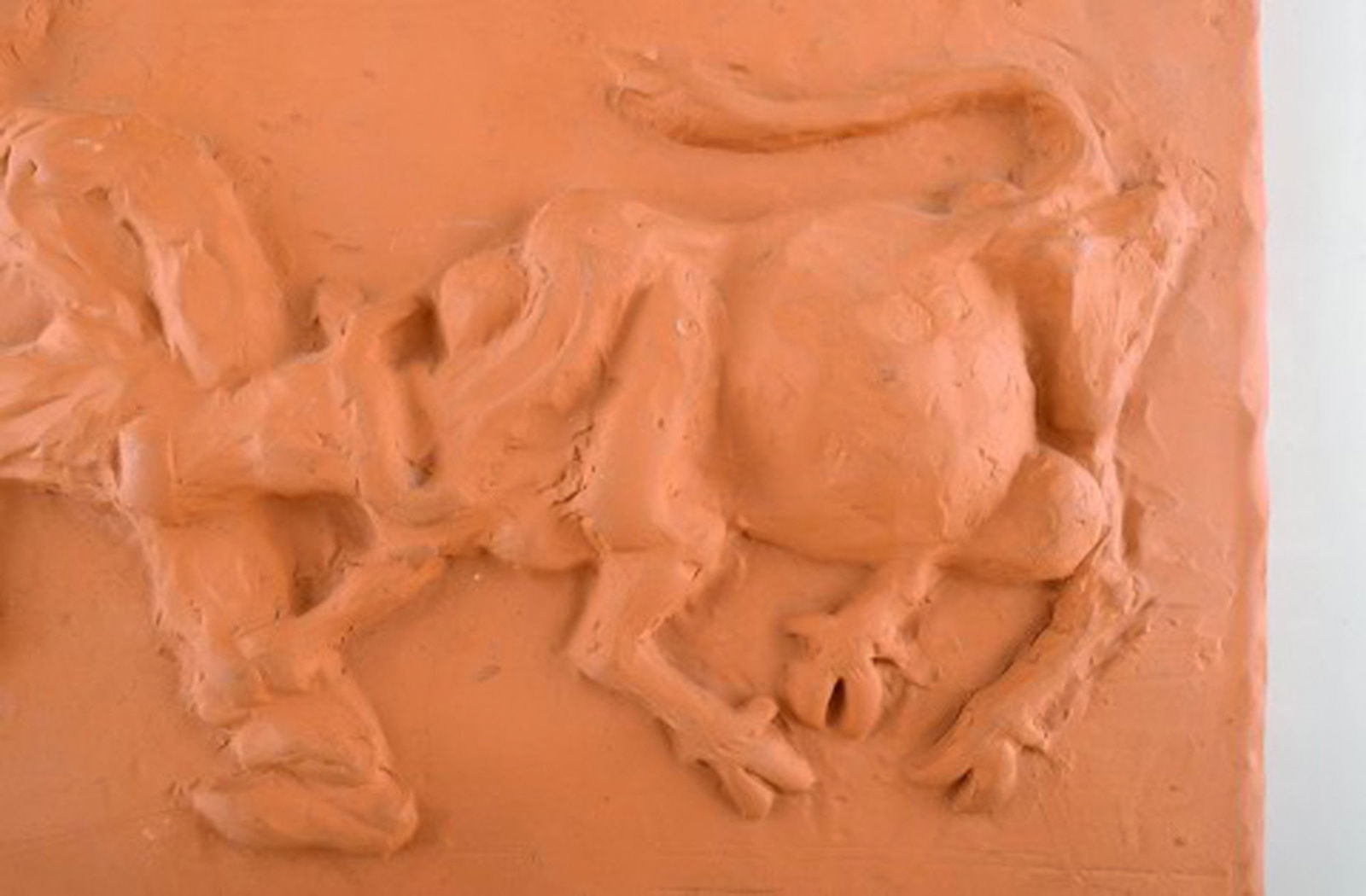 Kloster Ceramic, Ystad. Wall plaque in terracotta. The cow is driven home. Swedish design, 1960's. - 3