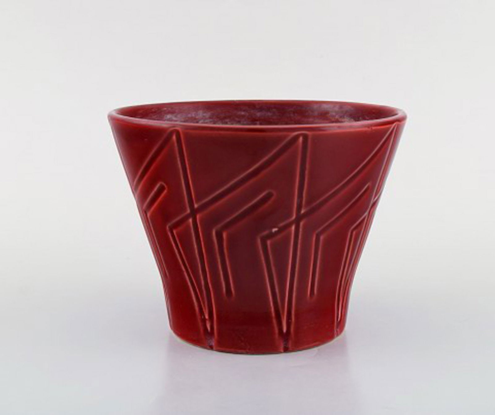 Five Bo Fajans Marianne flower pots in glazed ceramic. Beautiful red glaze and geometric pattern. - 2