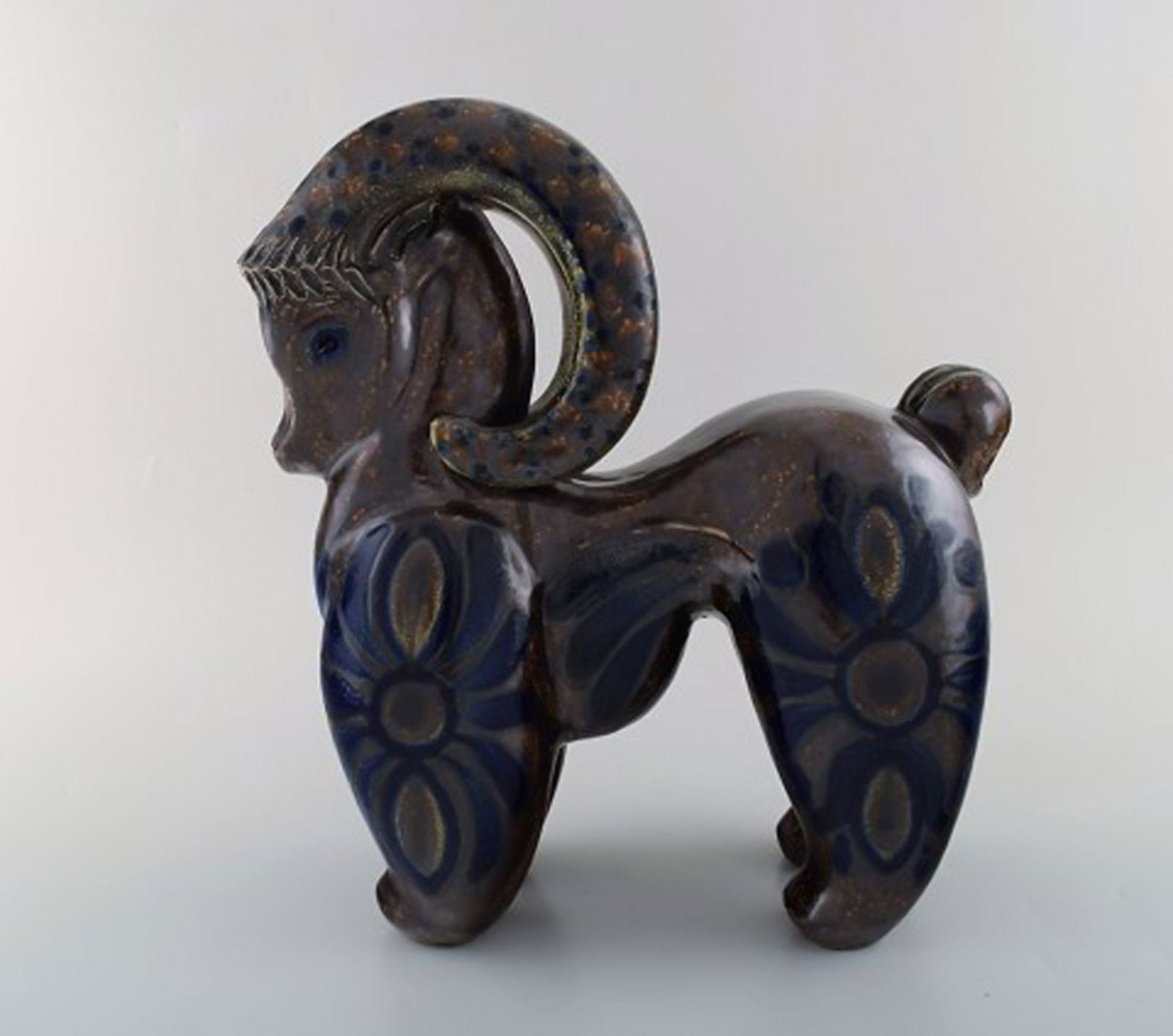 European studio ceramist. Large unique figure in glazed ceramics. Ram. Ca. 1980. - 5