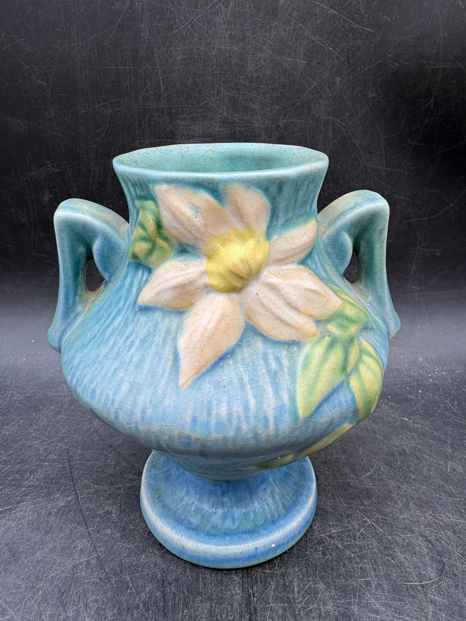 1940's Roseville Pottery White Clematis Blue Green 2 Handled Vase 188-6 (1 of 8)