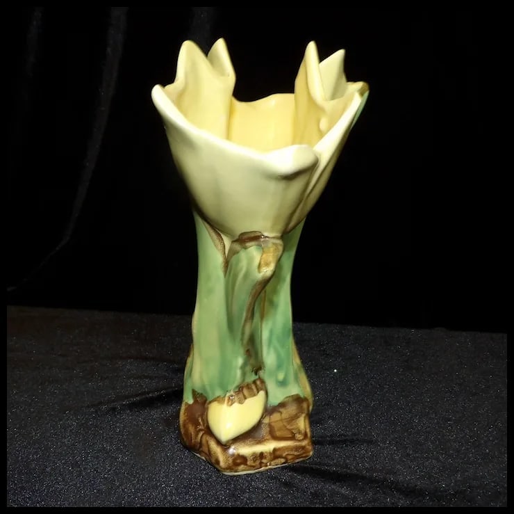 McCoy Tulip Vase - 6