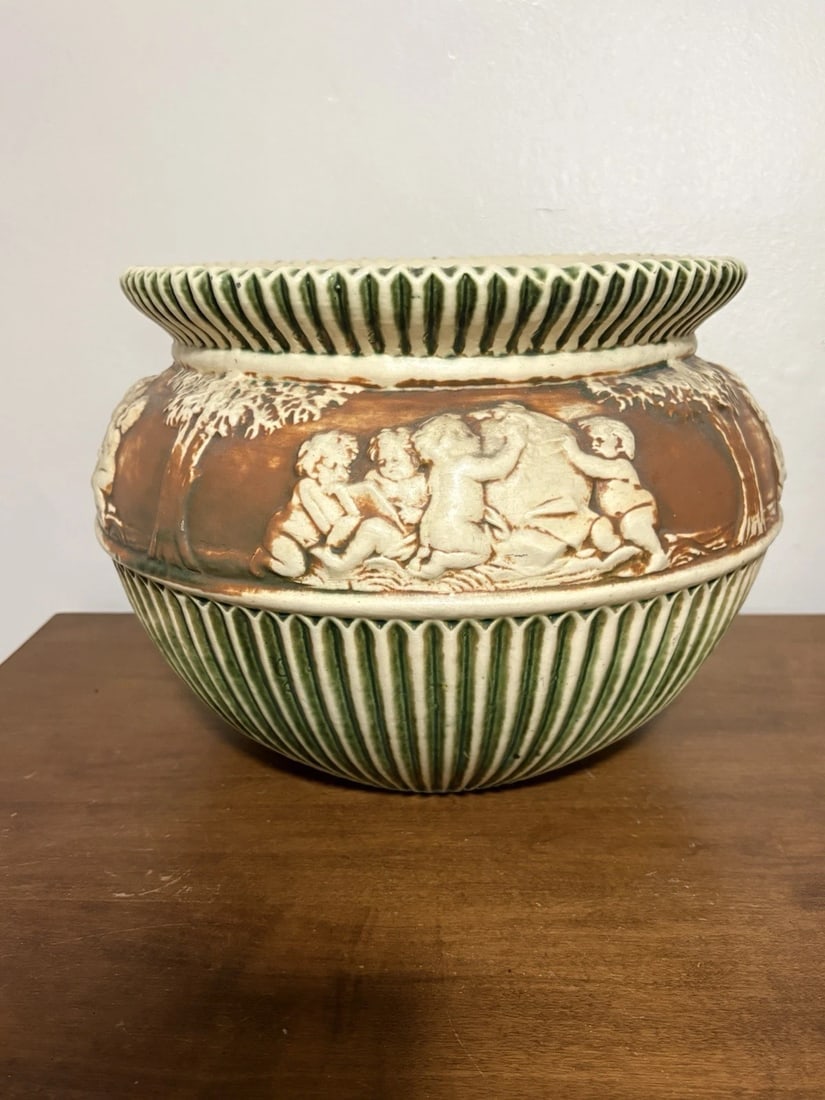 Roseville Pottery Donatello Jardiniere & Pedestal - 9