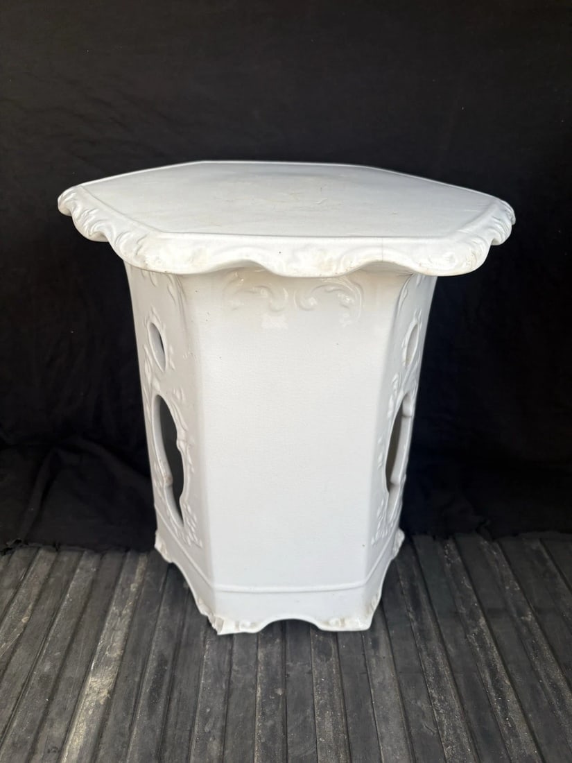 Rare Antique Ironstone Garden Seat - 4