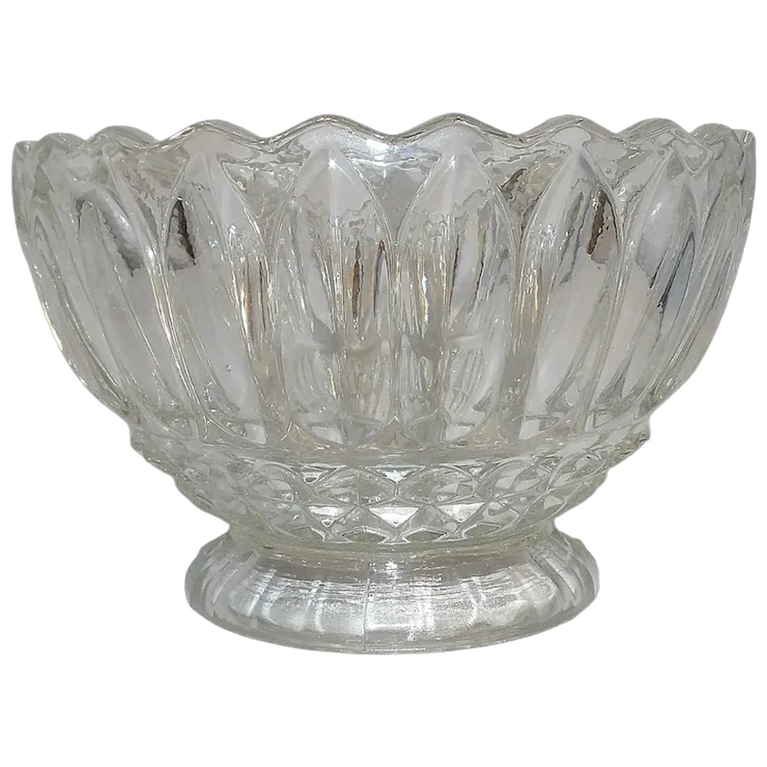 Vintage Indiana Glass 'Lotus Blossom' Bowl: Scalloped Edge, Diamond Detail (1 of 7)