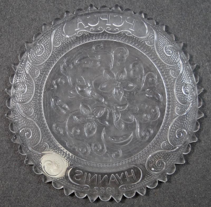 Hyannis Trailing Arbutus Pairpoint Cup Plate - 3