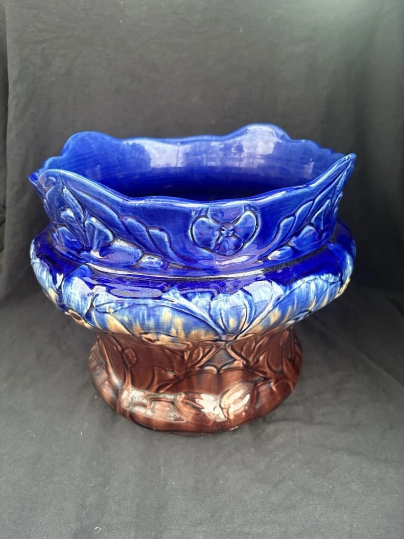 Majolica Jardiniere - 2