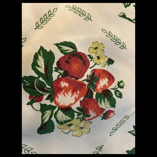 Vintage 1950s MINT Bark cloth table cloth 46x50" never used - 3