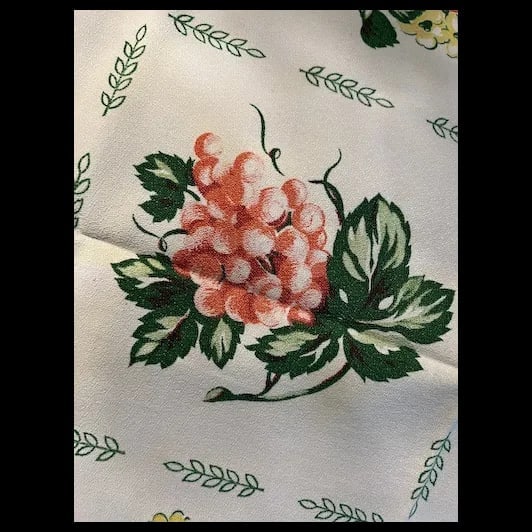 Vintage 1950s MINT Bark cloth table cloth 46x50" never used - 6