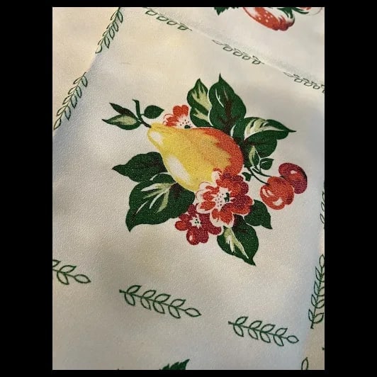 Vintage 1950s MINT Bark cloth table cloth 46x50" never used - 7