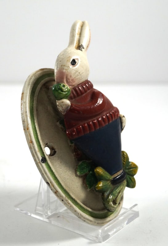 Peter Rabbit Eating Cabbage Cast Iron Doorknocker - 2