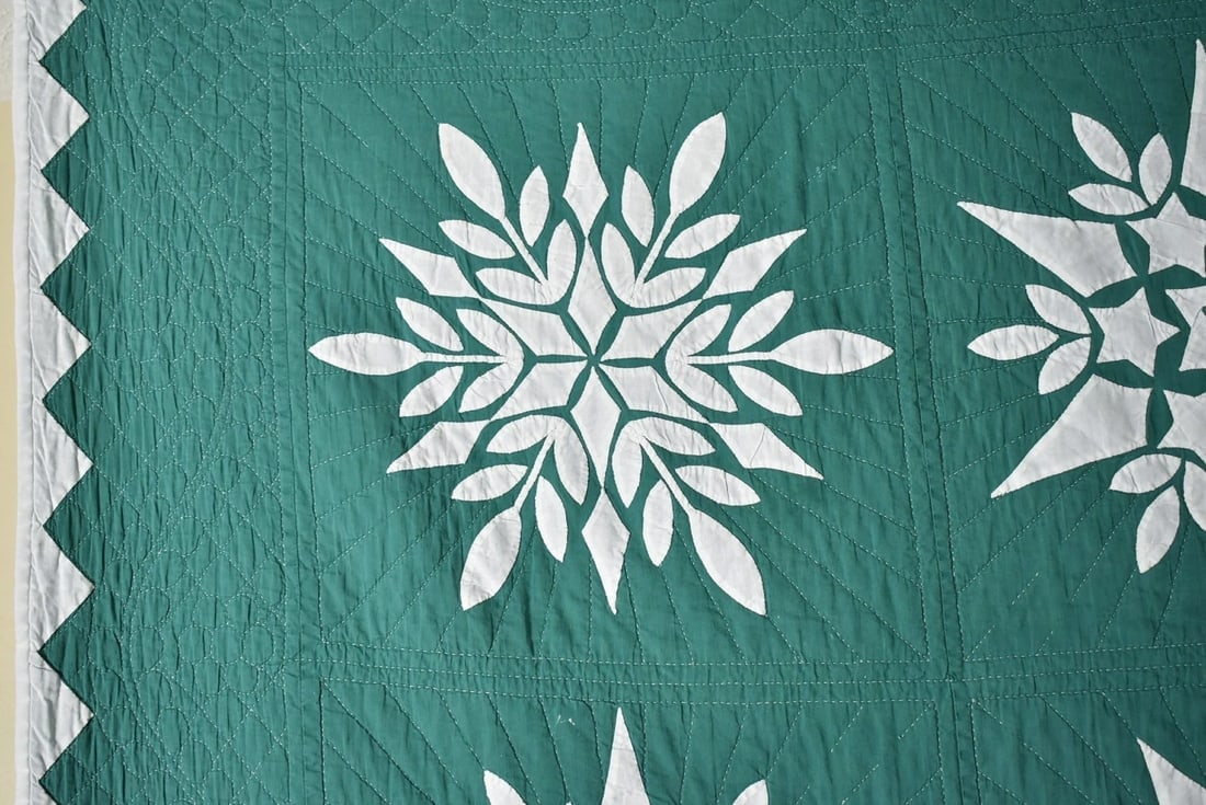 40's Snowflake Applique Quilt - 5