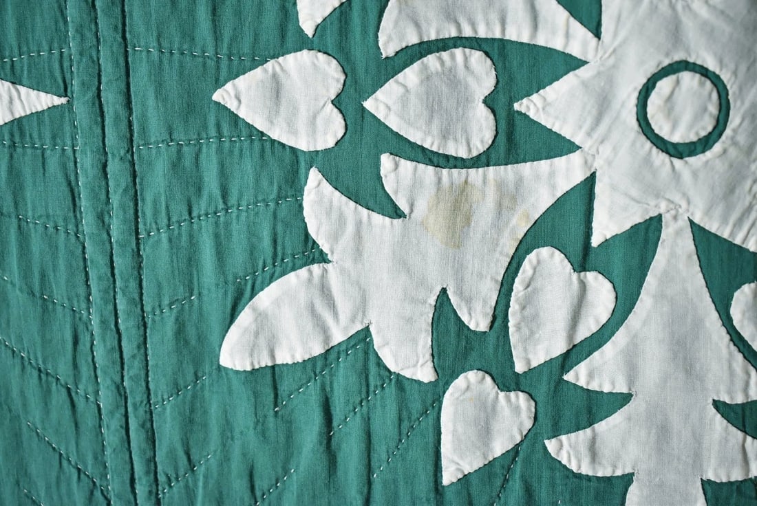 40's Snowflake Applique Quilt - 9