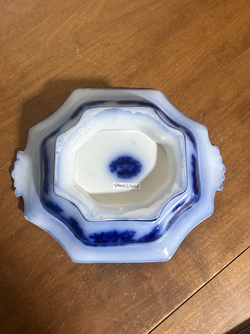 Shanghae Flow Blue Covered Vegetable Bowl - 3