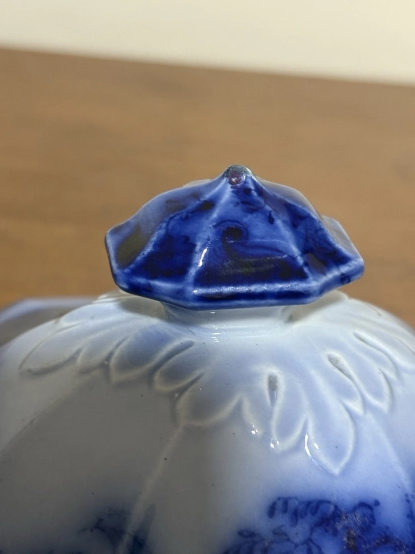 Shanghae Flow Blue Covered Vegetable Bowl - 7