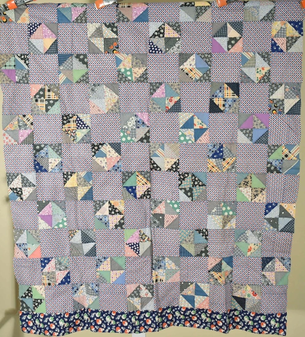 30's Hourglass Quilt Top (1 of 10)