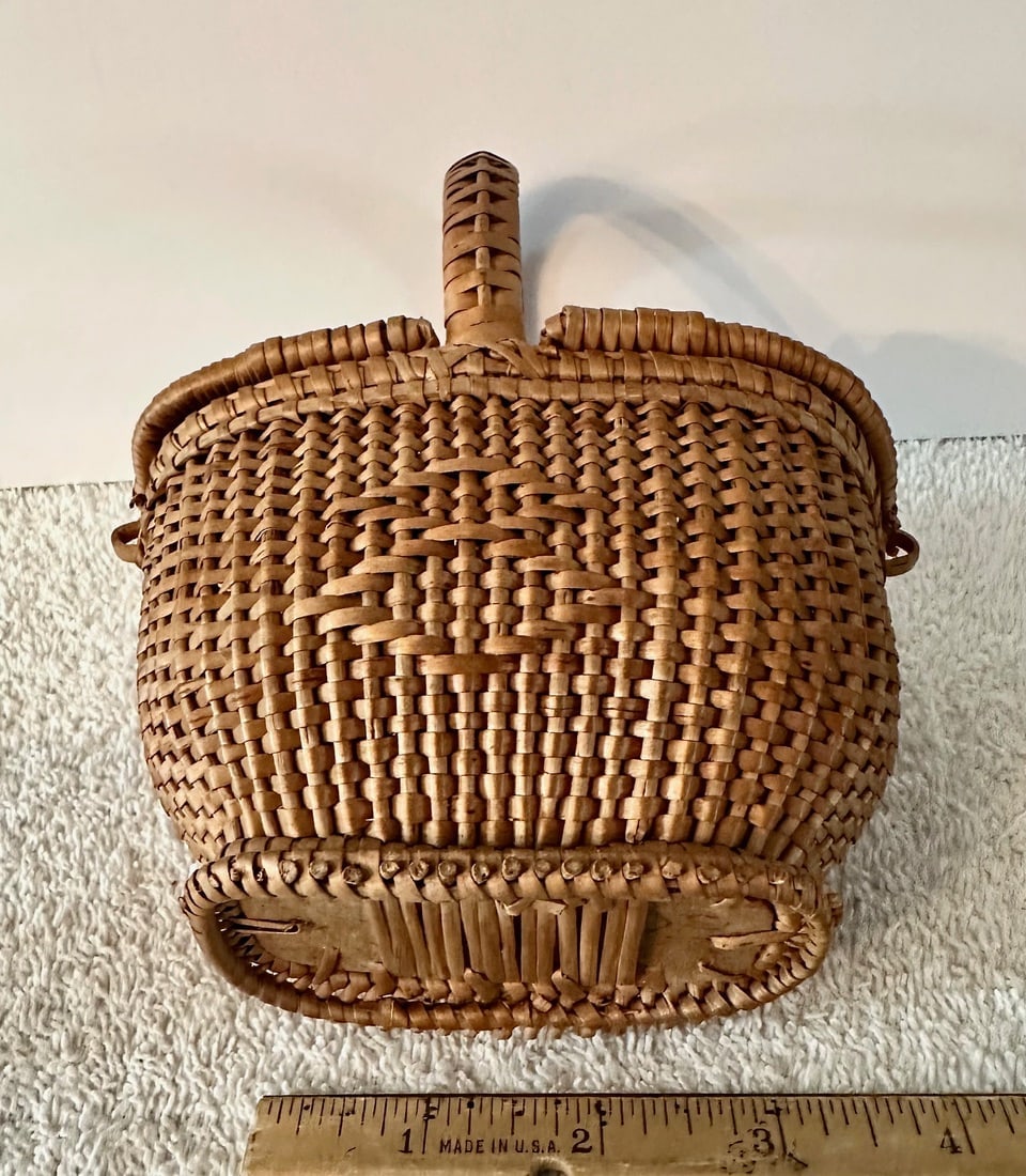 Double-Lidded Miniature Picnic Basket - 7