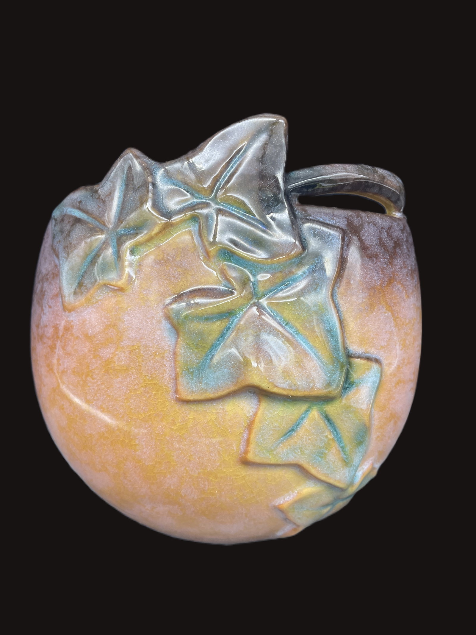 ROSEVILLE POTTERY WINCRAFT IVY WALL POCKET VASE 267 5 GREEN AND BROWN 1948: Date/Period: 1948 Dimension: approx 6.5 x 6.25 x 3 Material: pottery Additional Information: ROSEVILLE POTTERY WINCRAFT IVY WALL POCKET VASE 267 5 GREEN AND BROWN 1949 Shipping: Domestic: Flat-rate of