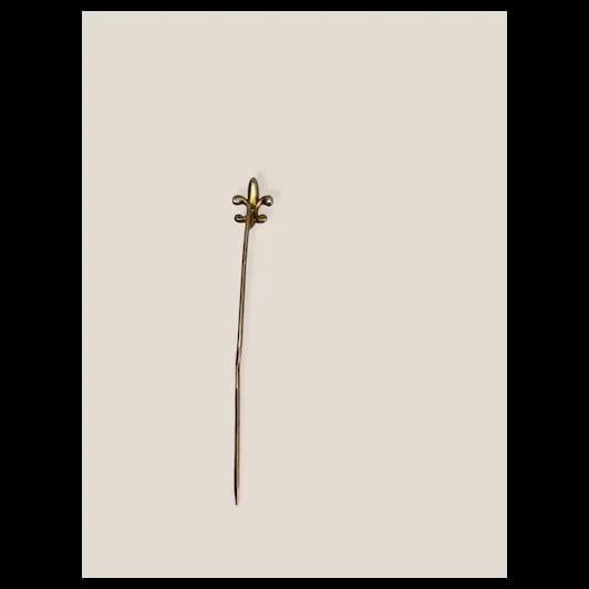 Antique Victorian Fleur de leaf 10k Gold w/seed pearls PIN - 6