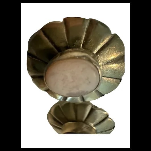 Vintage sterling silver & mother of pearl Zuni clip on earrings - 5