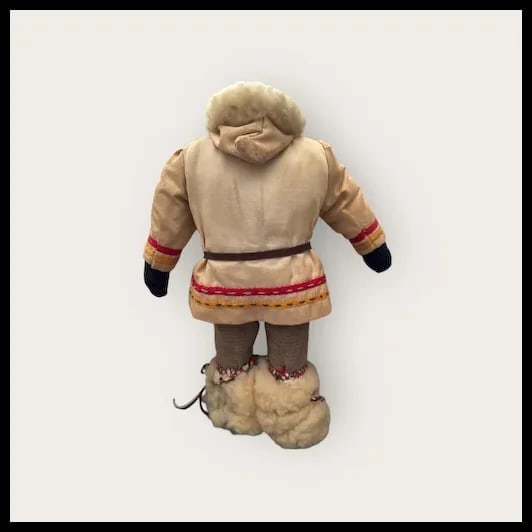 Vintage Eskimo Soapstone Doll CANADA 13" - 6