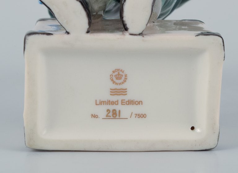 Carl Larsson Pontus for Royal Copenhagen, hand-painted porcelain figure in overglaze, Swedish - 7