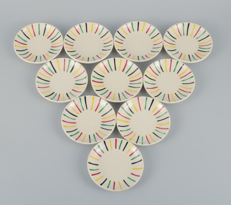 Longchamp, France, hand painted, ten small faience plates. - 3