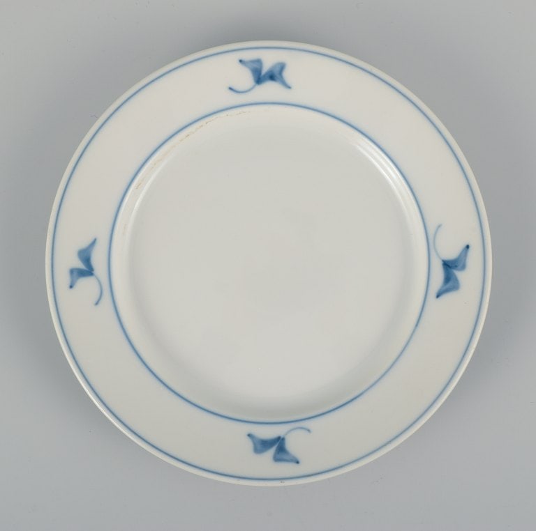 Niels Refsgaard and Erik Reiff for Royal Copenhagen: "Noblesse" coffee service for four in - 4