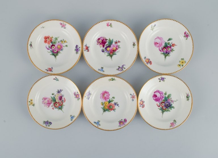 B&G, Bing & Grondahl Saxon flower. six cake plates decorated with flowers and gold trim. - 2