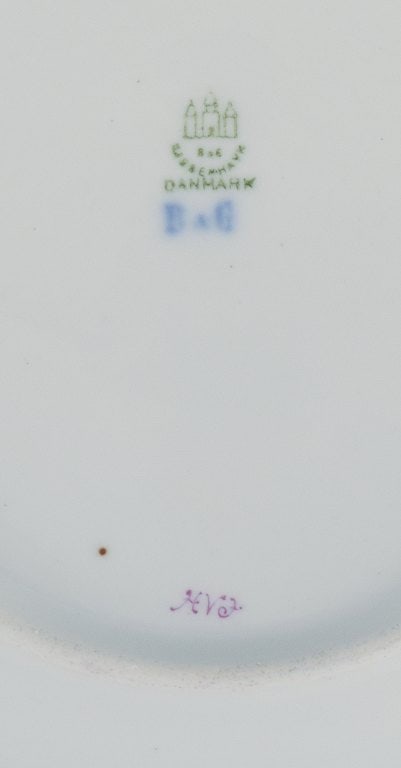 B&G, Bing & Grondahl Saxon flower. Four dinner plates decorated with flowers and gold rim. - 6