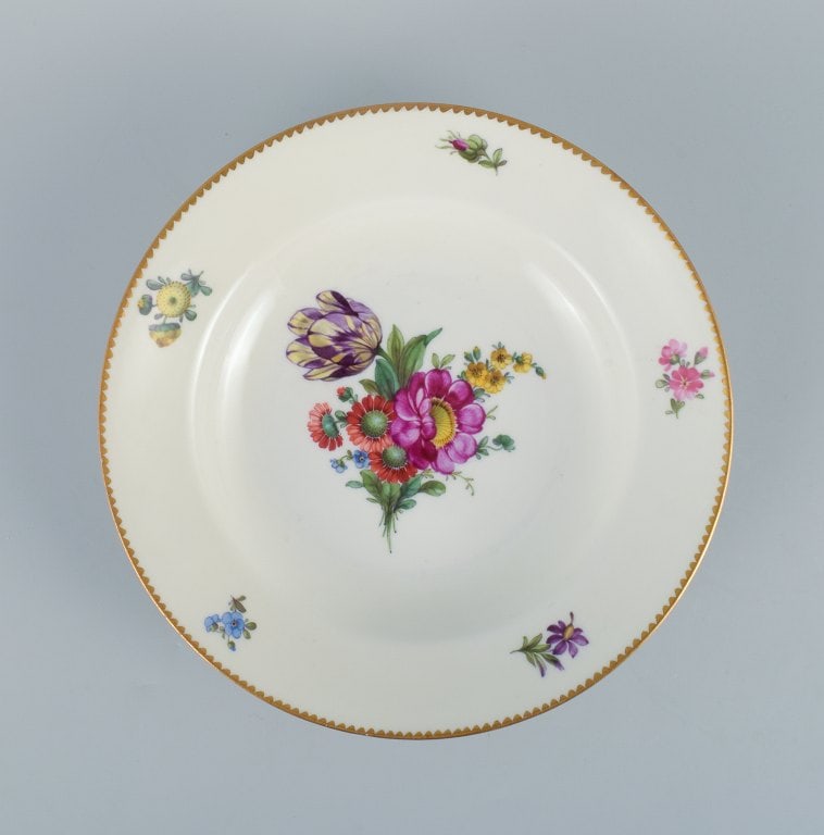 B&G, Bing & Grondahl Saxon flower. Four deep plates decorated with flowers and gold rim. - 5