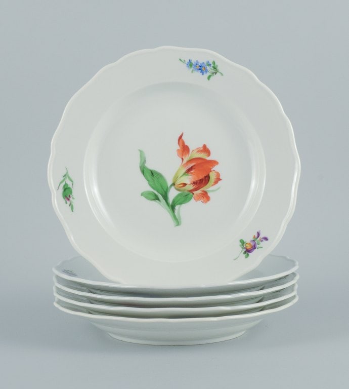 Meissen, Germany. Five porcelain dinner plates decorated with flowers. (1 of 7)
